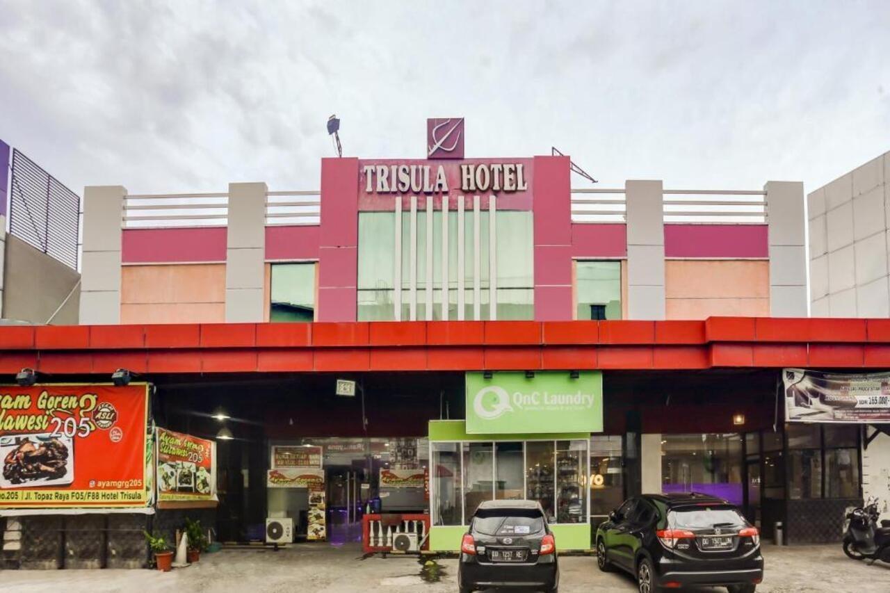 Urbanview Trisula Hotel มากาซาร์ ภายนอก รูปภาพ