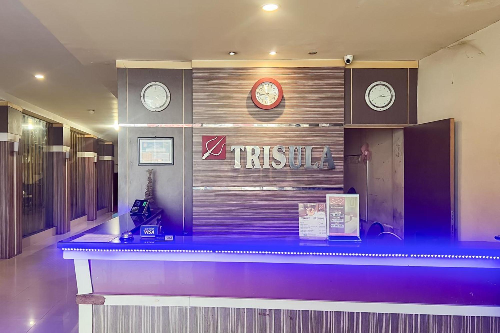 Urbanview Trisula Hotel มากาซาร์ ภายนอก รูปภาพ