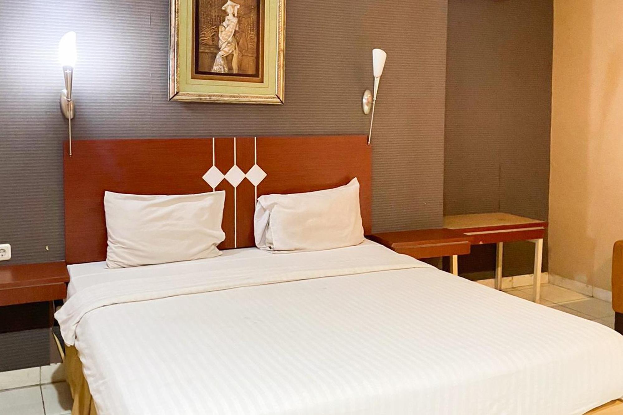 Urbanview Trisula Hotel มากาซาร์ ภายนอก รูปภาพ