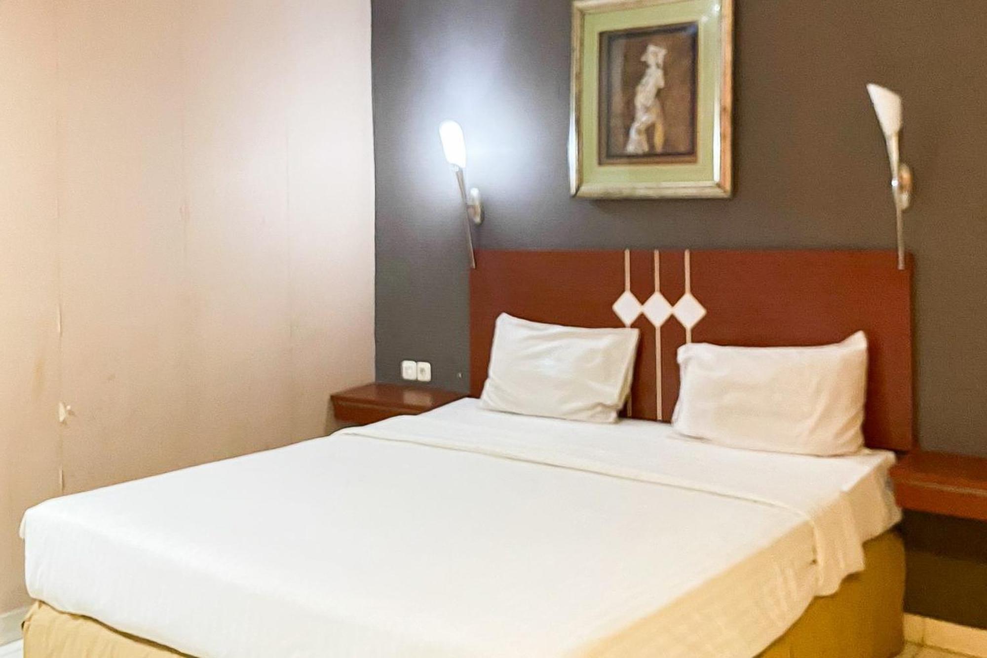 Urbanview Trisula Hotel มากาซาร์ ภายนอก รูปภาพ